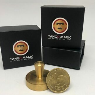 50 cents Euro Thru Hand by Tango - Trick (E0057)