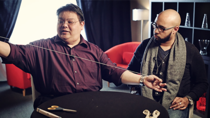 String Theory (DVD and Gimmick) by Vince Mendoza - DVD - Image 5