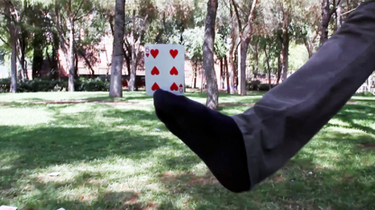 Kung Fu Foot (Gimmick and Online Instructions) by Héctor Mancha - Trick - Image 6
