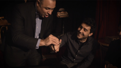 Aperture (Gimmick and Online Instructions) by Eric Jones and Tango Magic - Trick V0021 - Image 4