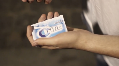 Flash Gum by João Miranda and Julio Montoro - Trick - Image 4
