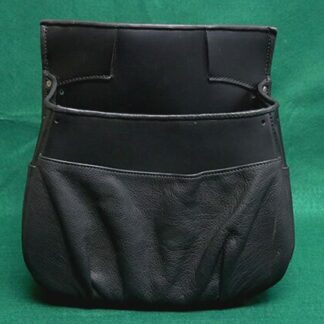 BUSKER POUCH by The Ambitious Card - Trick