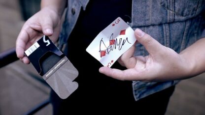 Gum to Anything (Gimmicks and Online Instructions) by Sansminds Magic - Image 4