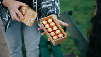 BonBon Box by George Iglesias and Twister Magic (Gold Box) - Trick - Image 3