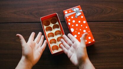 BonBon Box by George Iglesias and Twister Magic (Red Box) - Trick - Image 2