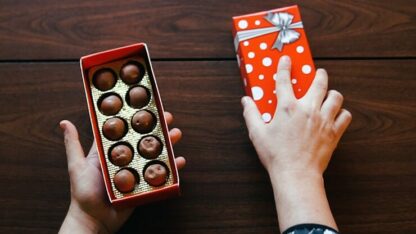 BonBon Box by George Iglesias and Twister Magic (Red Box) - Trick - Image 3