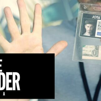 BADGE HOLDER (Gimmick and Online Instructions) by JOTA - Trick