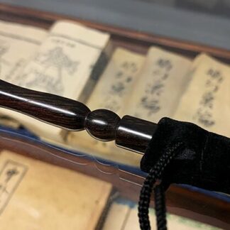 Wooden wand PRO (Standard Black) by Harry He & Bacon Magic - Trick