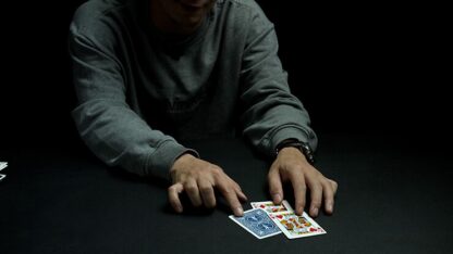 Avi Yap Presents Wormhole by Mario Tarasini - Trick - Image 3