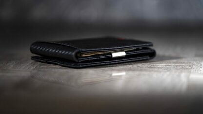 FPS Zeta Wallet Black (Gimmicks and Online Instructions) by Magic Firm - Trick - Image 2