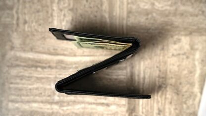 FPS Zeta Wallet Black (Gimmicks and Online Instructions) by Magic Firm - Trick - Image 4