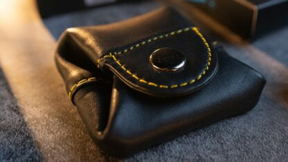 COLOR CODE COIN PURSE YELLOW by Bob Kohler - Trick - Image 4