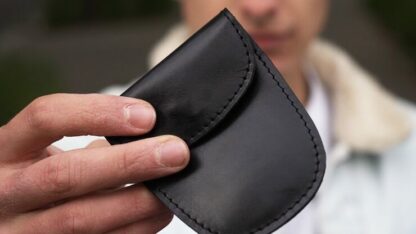 Purse (Gimmick and Online Instructions) by Vernet Magic - Trick - Image 5