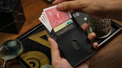 MAGIC WALLET UNIVERSE SWITCH by TCC - Trick - Image 3