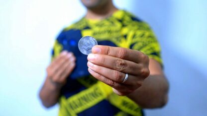 SUPER COIN 2.0 (Gimmicks and Online Instructions) by Mago Flash -Trick - Image 3
