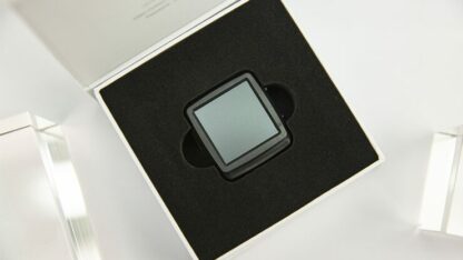 Palm Peeker (Gimmicks and Online Instructions) by PITATA MAGIC - Trick - Image 5