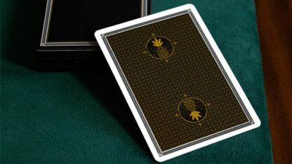 Pina (Marked) Playing Cards by Victor Pina and Ondrej Psenicka - Image 5
