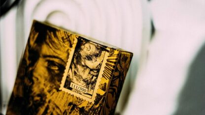 Deluxe Lacquer Collector's Box Set Playing Cards - Image 3