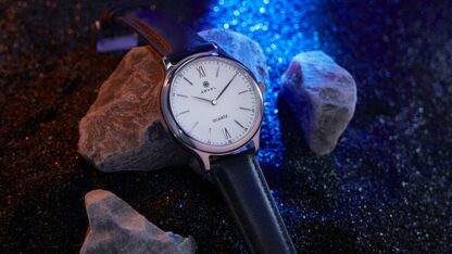 IARVEL WATCH (Silver Watchcase White Dial) by Iarvel Magic and Bluether Magic - Image 2