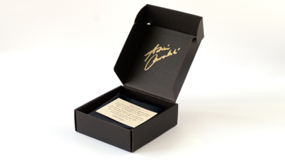 Adrián Carratala's Ring to Shoelace - Image 3