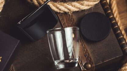 L Holder (Shot Glass) by Long Long & Bacon Magic - Image 5