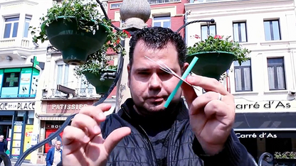 CRAZY HOLE Red (Gimmick and Online Instructions) by Mickael Chatelain - Trick - Image 2