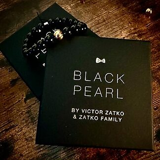 Black Pearl by Gentlemen's Magic & Victor Zatko